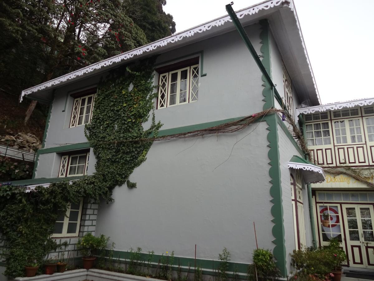 Dekeling Resort At Hawk'S Nest Darjeeling  Exterior photo